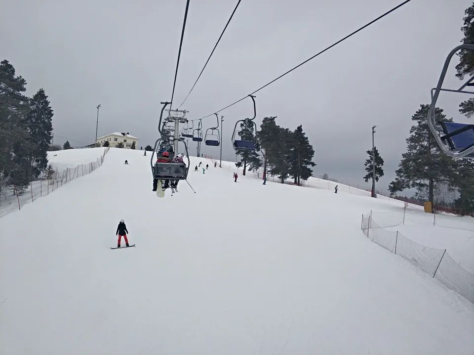 Sorochany slope and chairlift. Archive photo: 31 January 2021, season 2020/21. Display copy resized and compressed for the web.